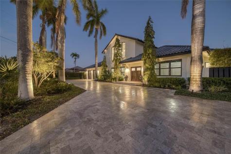 4000 NE 23rd Avenue Lighthouse Point FL 33064