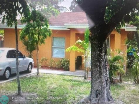 1835 Lauderdale Manor Drive Fort Lauderdale FL 33311