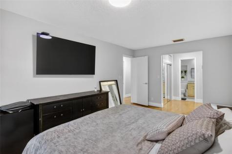3331 Farragut Hallandale Beach FL 33021