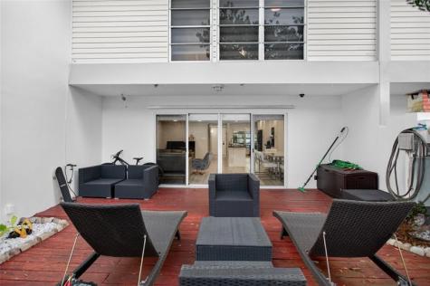 3331 Farragut Hallandale Beach FL 33021