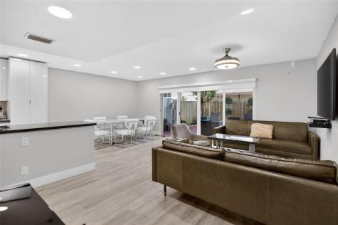 3331 Farragut Hallandale Beach FL 33021
