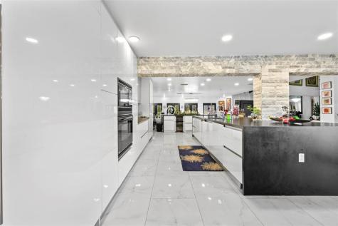 4131 NW 99th Avenue Coral Springs FL 33065