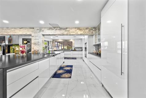 4131 NW 99th Avenue Coral Springs FL 33065