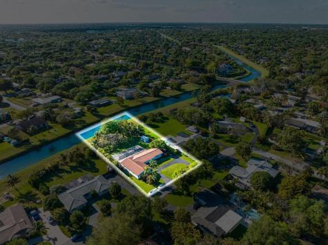 17020 SW 83rd Court Palmetto Bay FL 33157