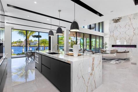1555 SE 14th Court Deerfield Beach FL 33441