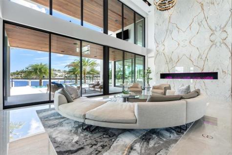 1555 SE 14th Court Deerfield Beach FL 33441