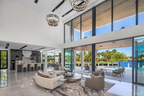 1555 SE 14th Court Deerfield Beach FL 33441