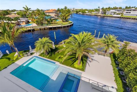 1555 SE 14th Court Deerfield Beach FL 33441