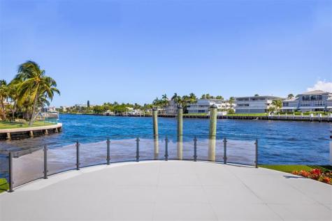 1555 SE 14th Court Deerfield Beach FL 33441