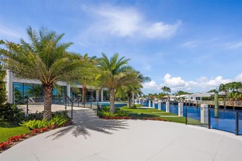1555 SE 14th Court Deerfield Beach FL 33441