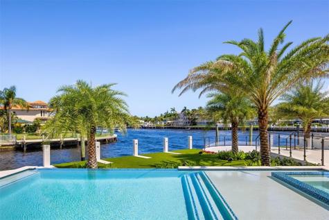1555 SE 14th Court Deerfield Beach FL 33441