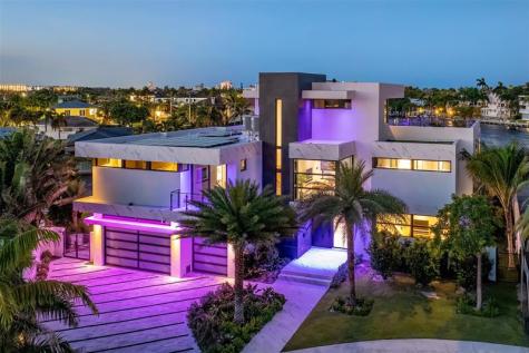 1555 SE 14th Court Deerfield Beach FL 33441