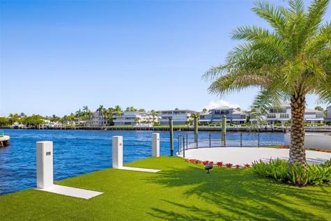 1555 SE 14th Court Deerfield Beach FL 33441