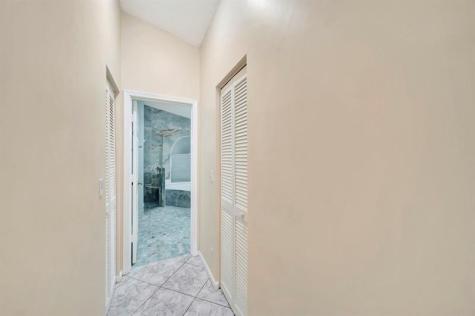5708 NW 47th Court Coral Springs FL 33067
