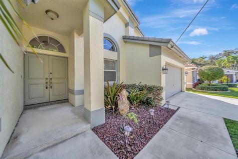5708 NW 47th Court Coral Springs FL 33067