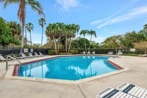 5708 NW 47th Court Coral Springs FL 33067