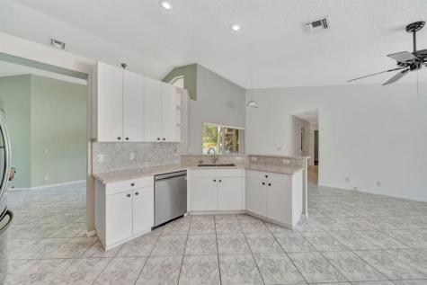 5708 NW 47th Court Coral Springs FL 33067