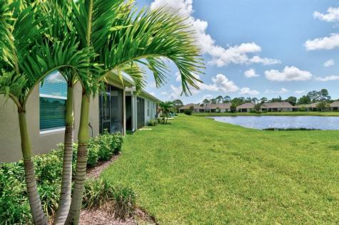 6035 Red Maple Manor Vero Beach FL 32966