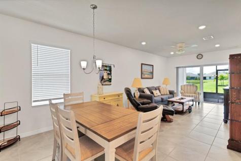 6035 Red Maple Manor Vero Beach FL 32966