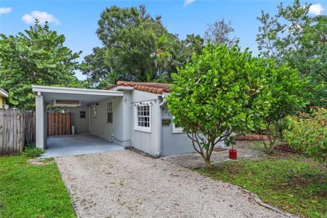 421 SW 12th Court Fort Lauderdale FL 33315