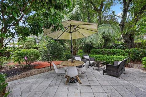 421 SW 12th Court Fort Lauderdale FL 33315