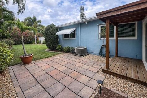 1413 NE 17th Way Fort Lauderdale FL 33304