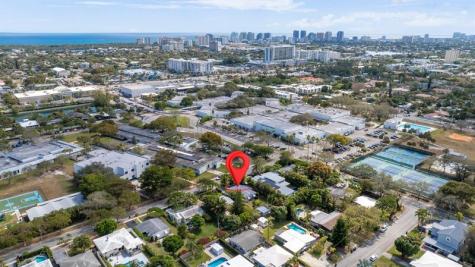 1413 NE 17th Way Fort Lauderdale FL 33304