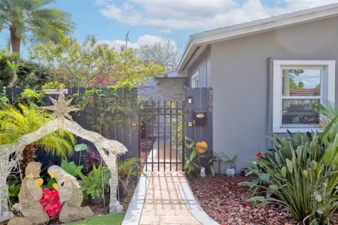 3194 Taft Street Hollywood FL 33021
