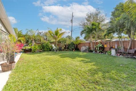 3194 Taft Street Hollywood FL 33021