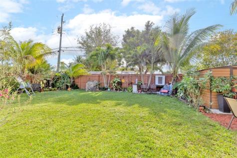 3194 Taft Street Hollywood FL 33021
