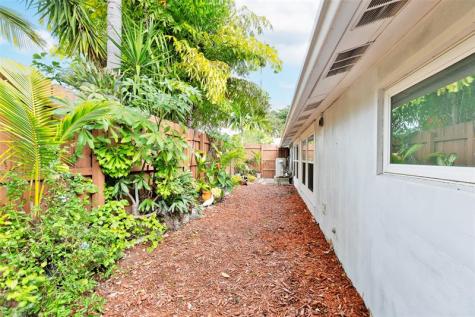 3194 Taft Street Hollywood FL 33021