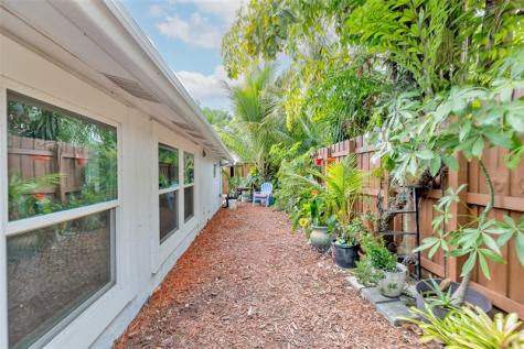 3194 Taft Street Hollywood FL 33021