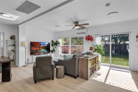 3194 Taft Street Hollywood FL 33021