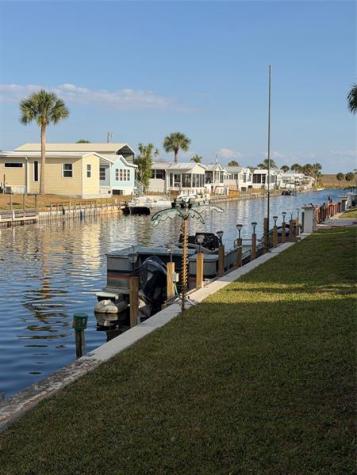 42 Turtle Road Okeechobee FL 34974