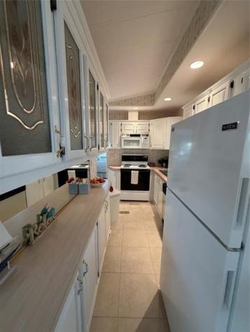 42 Turtle Road Okeechobee FL 34974