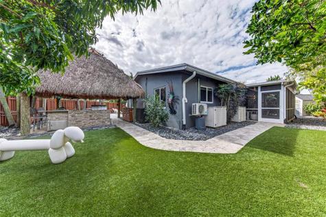 1499 NE 39th Street Oakland Park FL 33334