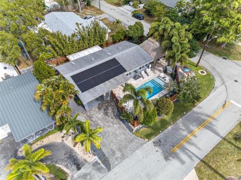 1499 NE 39th Street Oakland Park FL 33334