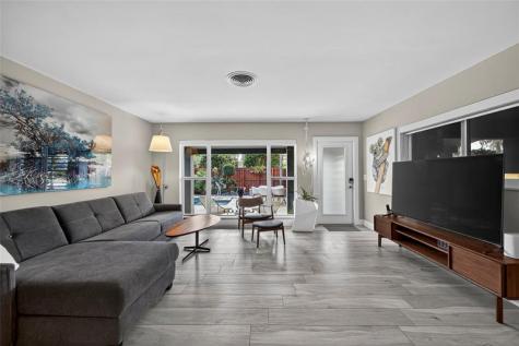 1499 NE 39th Street Oakland Park FL 33334