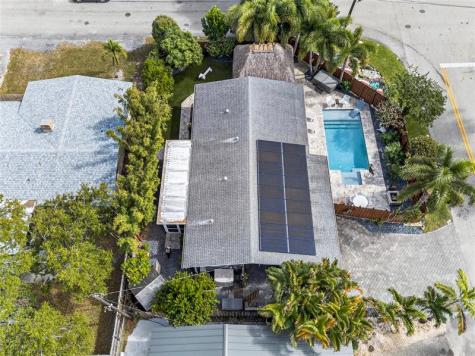 1499 NE 39th Street Oakland Park FL 33334