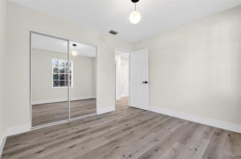 2417 SW Summit Street Port St Lucie FL 34984