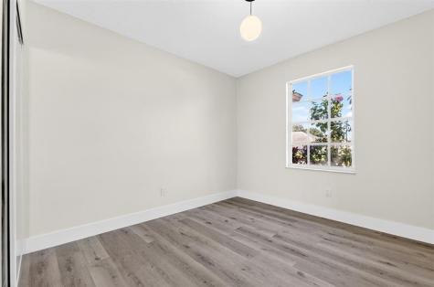 2417 SW Summit Street Port St Lucie FL 34984