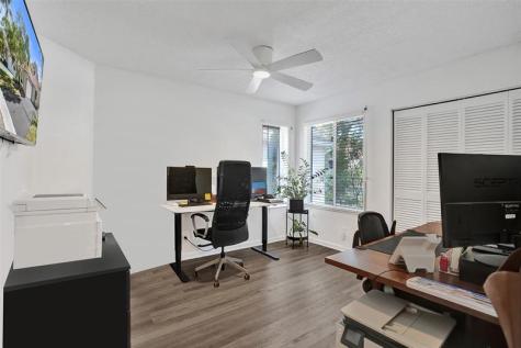 10108 NW 4th Street Plantation FL 33324