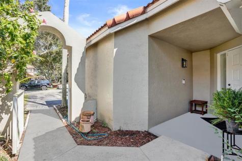 10108 NW 4th Street Plantation FL 33324