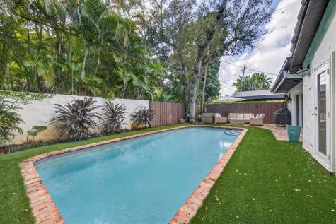 924 SE 6th Street Fort Lauderdale FL 33301