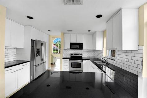 3130 N 38th Avenue Hollywood FL 33021