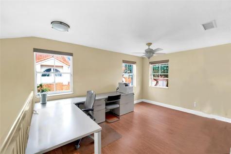 3130 N 38th Avenue Hollywood FL 33021