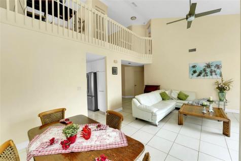 3130 N 38th Avenue Hollywood FL 33021