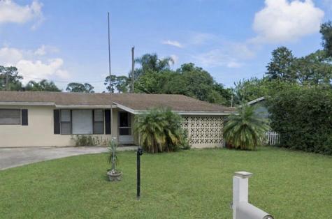 2424 1ST Place SW Vero Beach FL 32962