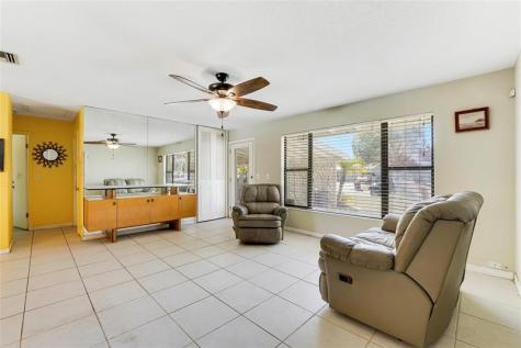 2424 1ST Place SW Vero Beach FL 32962