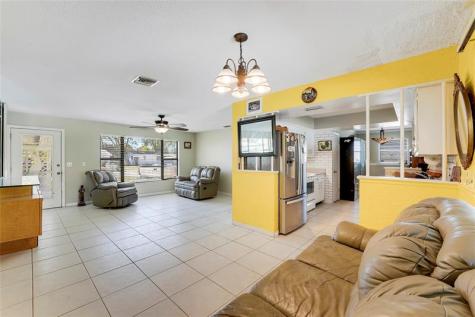 2424 1ST Place SW Vero Beach FL 32962